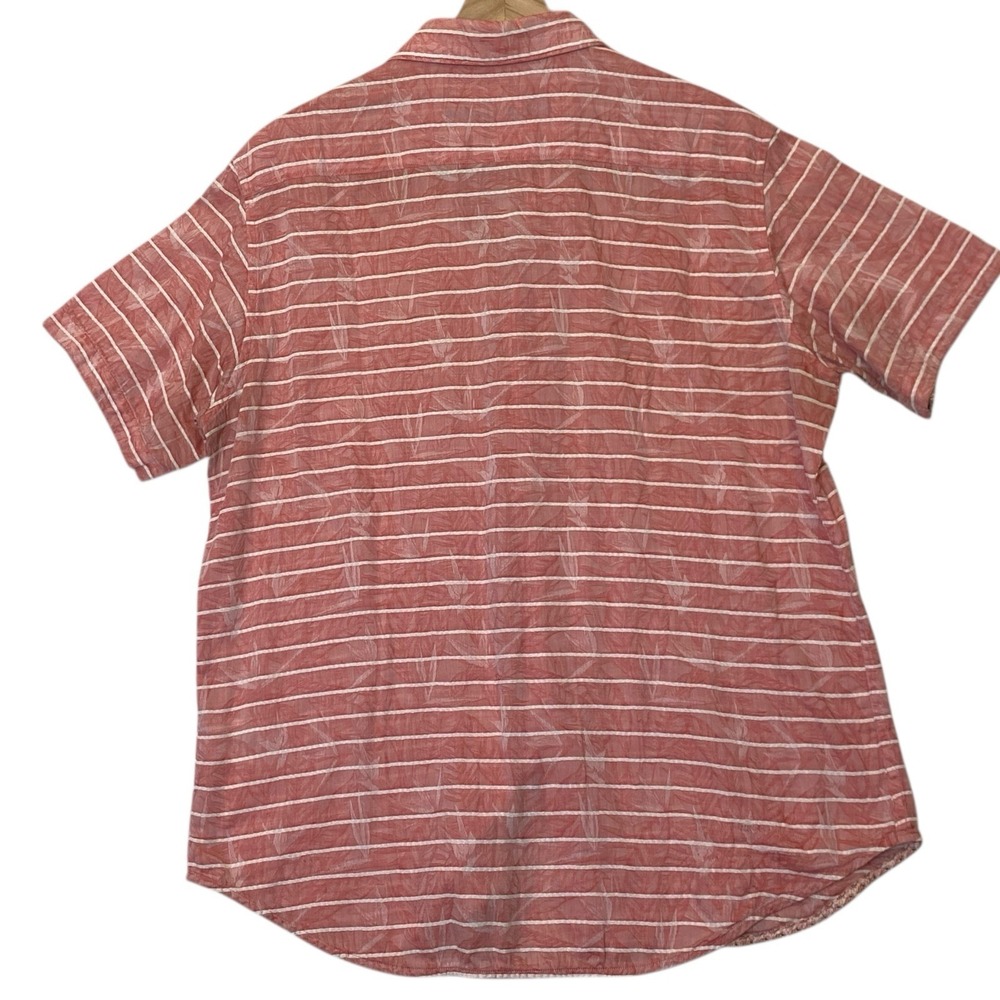 Robert‎ Graham Striped Button Down Shirt Mens M Red Classic Fit Vacation Casual - Picture 4 of 11